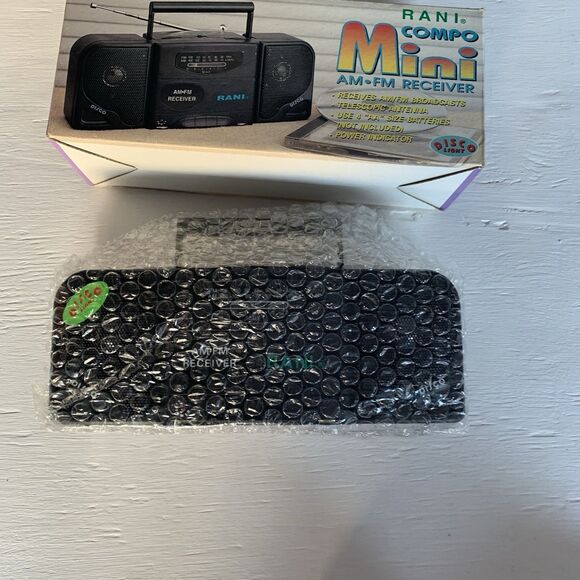 Rare New Vintage 1996 Rani Street Beat AM/FM Radio Player Black Mini BoomBox - Picture 4 of 6